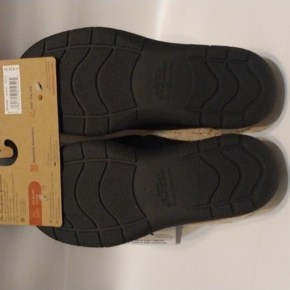 DEARFOAMS SLIPPERS - Picture 4 of 4